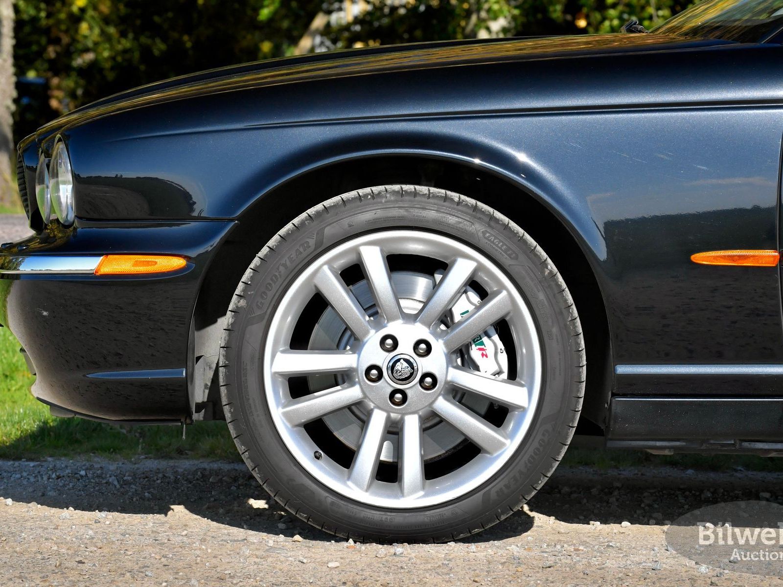 Jaguar XJR