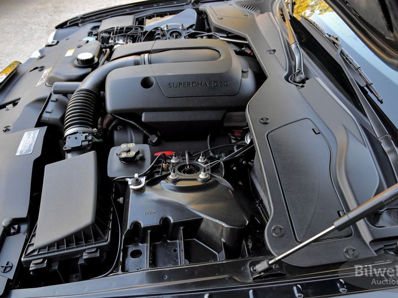 Jaguar XJR bild 37