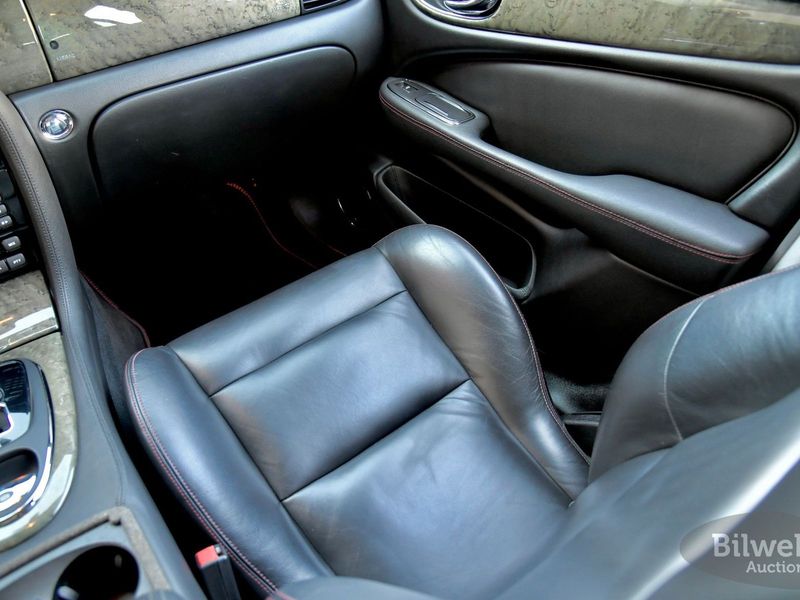 Jaguar XJR bild 28