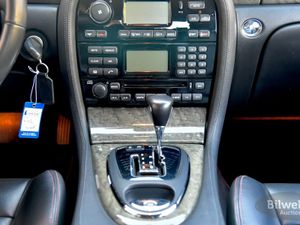 Jaguar XJR bild 23