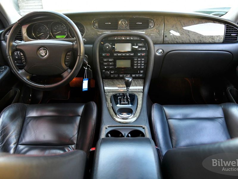 Jaguar XJR bild 22
