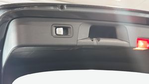 Mercedes GLC300 bild 10