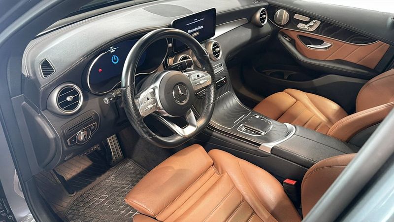 Mercedes GLC300 bild 11
