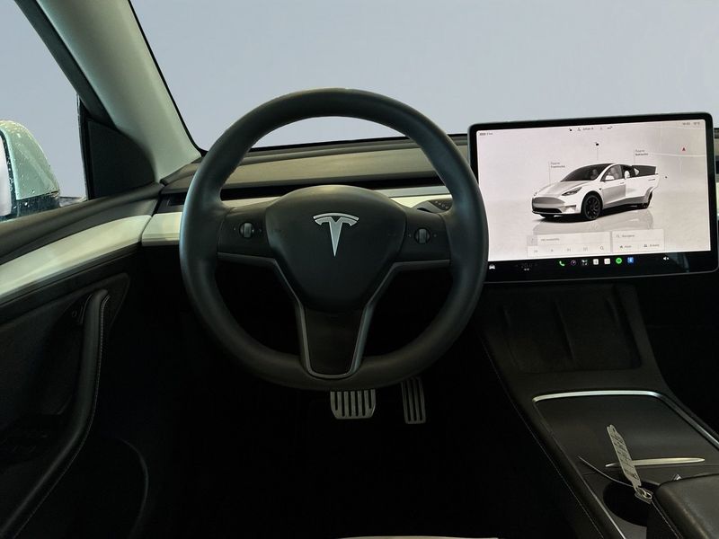 Tesla Model Y bild 9
