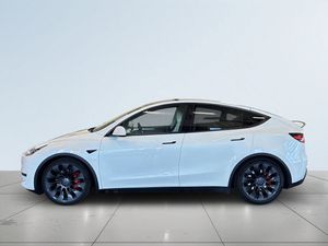 Tesla Model Y bild 4