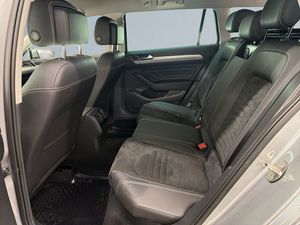 Volkswagen Passat bild 13