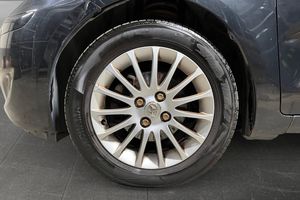 Toyota Yaris bild 16