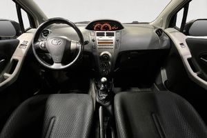 Toyota Yaris bild 11