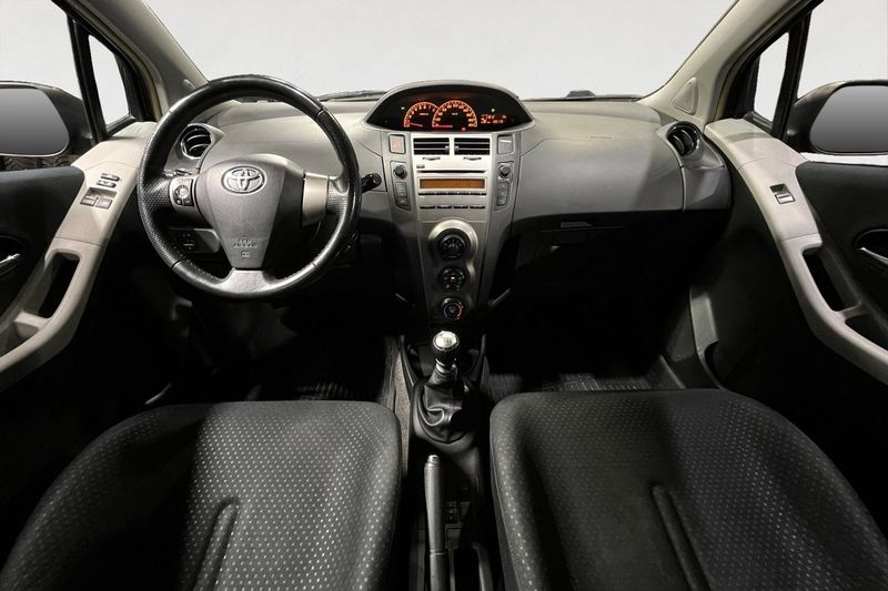 Toyota Yaris bild 11