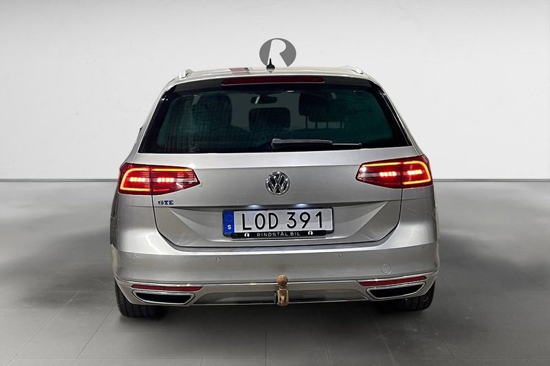 Volkswagen Passat bild 6