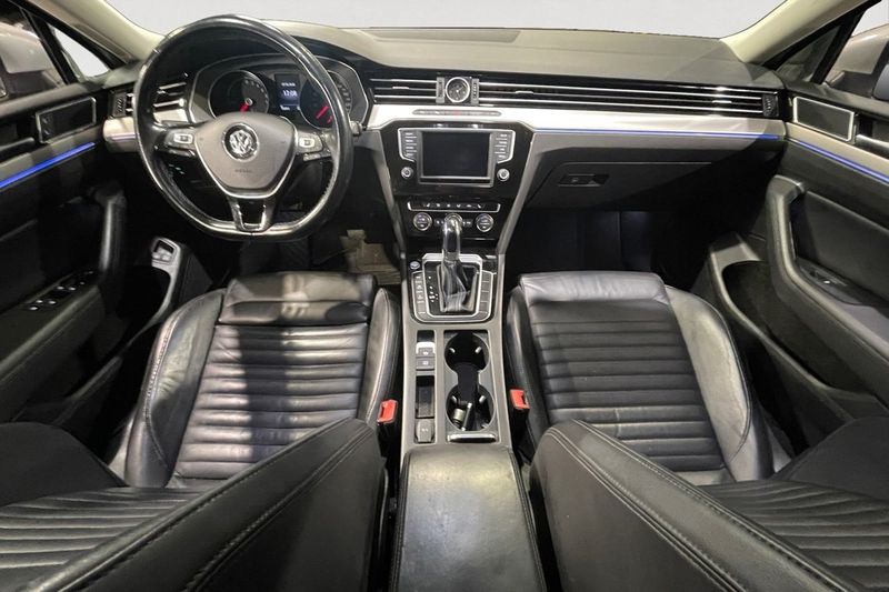 Volkswagen Passat bild 11