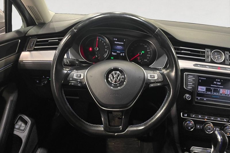 Volkswagen Passat bild 13