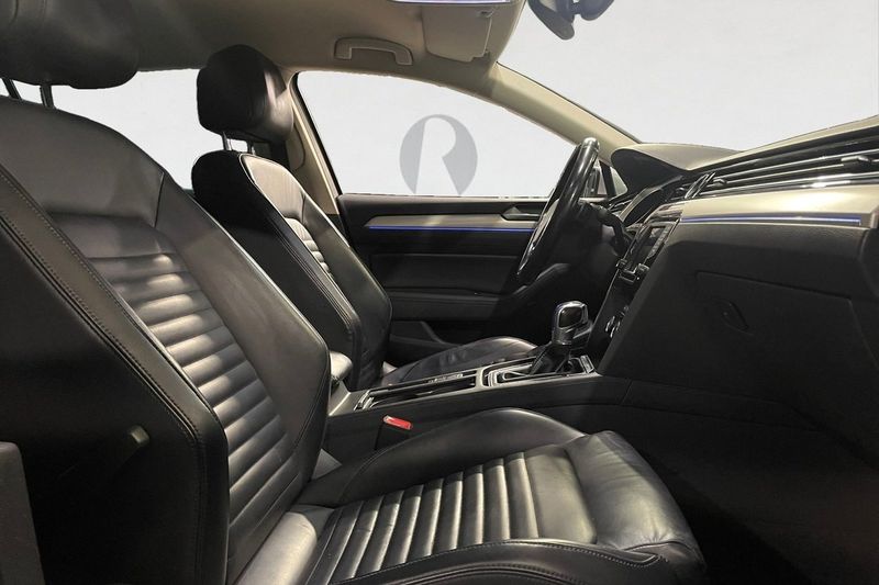 Volkswagen Passat bild 15