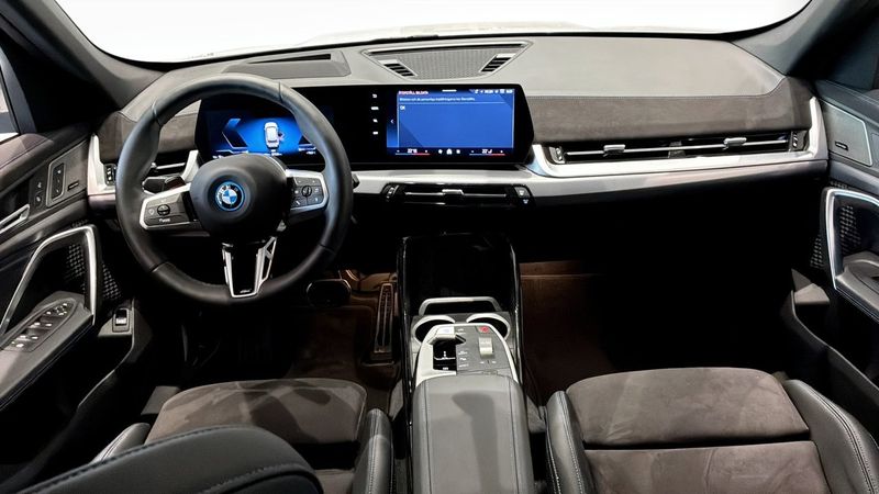 BMW iX1 bild 4