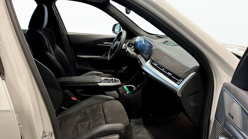 BMW iX1 bild 3