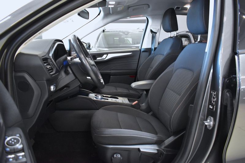 Ford Kuga bild 6