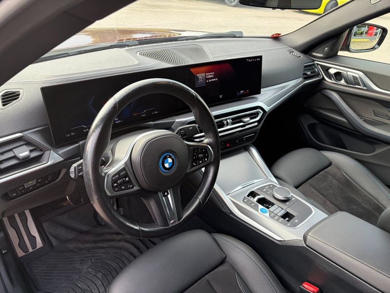 BMW i4 bild 9