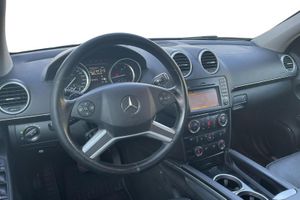 Mercedes GL350 bild 16