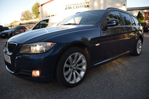 BMW 320 D xDrive Touring Euro 5 Panorama Auto Skinn - 2012