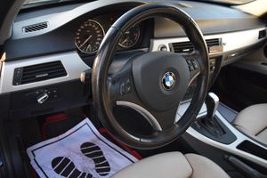 BMW 320 bild 16
