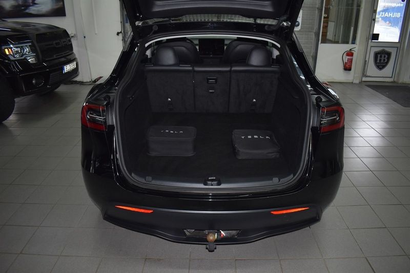 Tesla Model Y bild 20