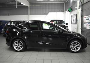 Tesla Model Y bild 3