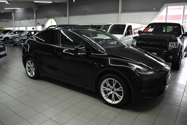 Tesla Model Y Long Range AWD, 514hk FSD VÄRME DRAG - 2023