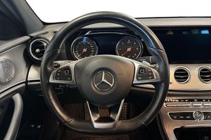 Mercedes E220 bild 13