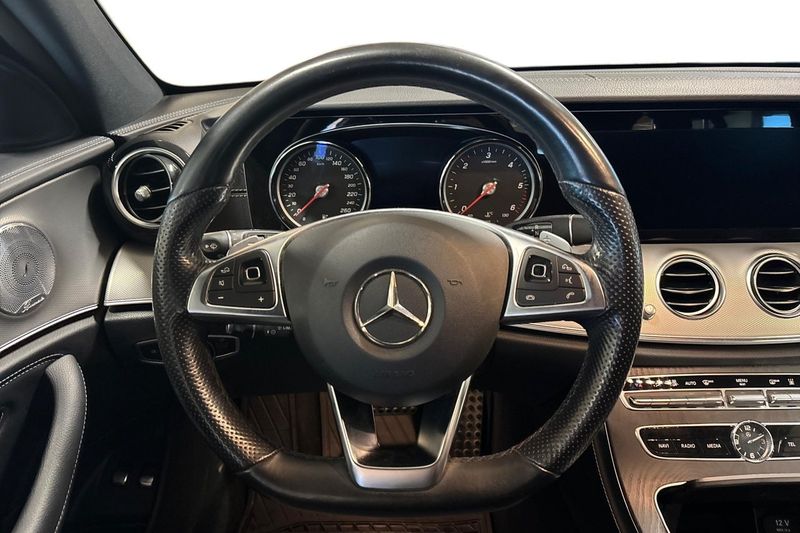 Mercedes E220 bild 13
