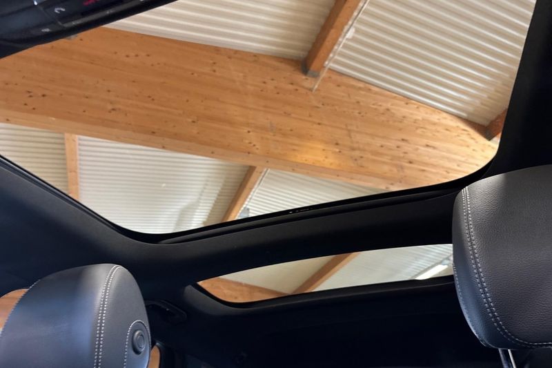 Mercedes E220 bild 17