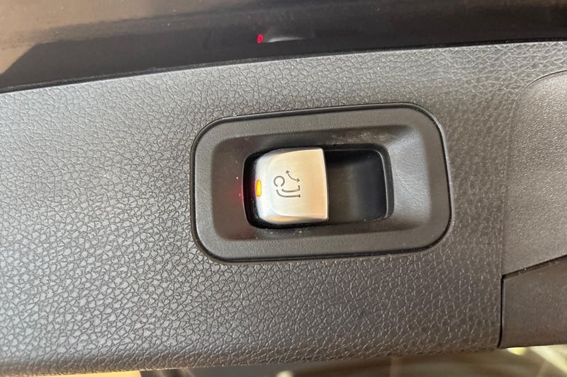 Mercedes E220 bild 25