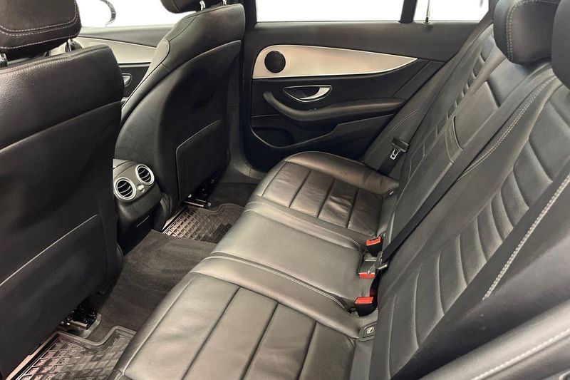 Mercedes E220 bild 20