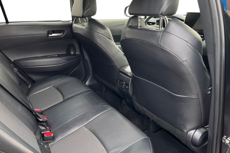 Toyota Corolla Cross bild 28