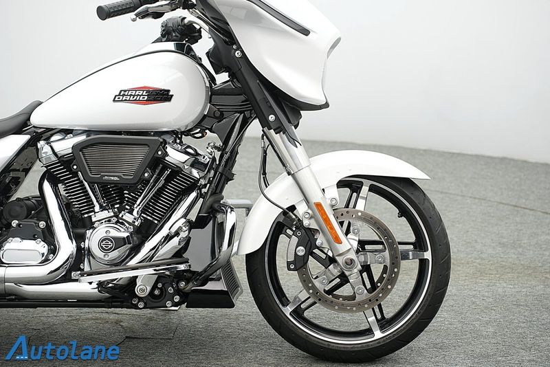 Harley-Davidson Street Glide bild 12