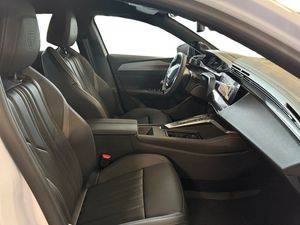 Peugeot 408 bild 10