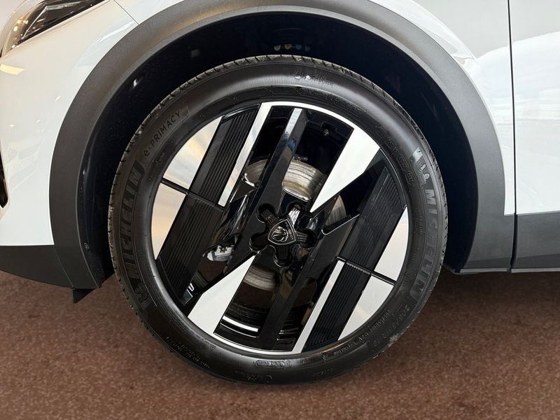 Peugeot 408 bild 5