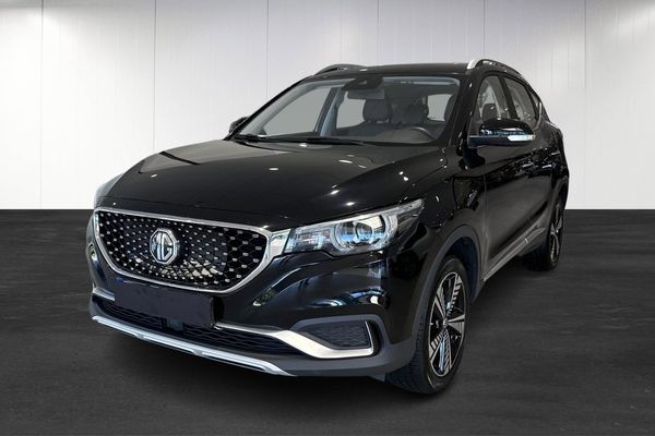 MG ZS EV Luxury | Pano | Kamera | 0% Ränta | 45kWh | 143hk - 2021