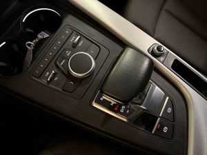 Audi A4 bild 15