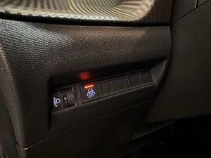 Peugeot 208 bild 16