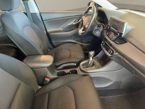 Hyundai i30 bild 13