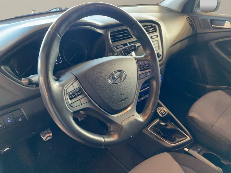 Hyundai i20 bild 10