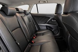 Toyota Avensis bild 11