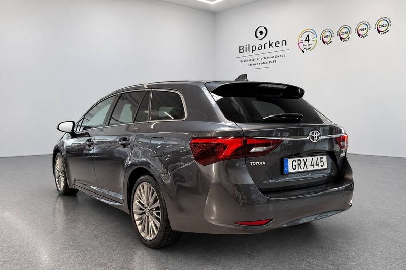 Toyota Avensis bild 3