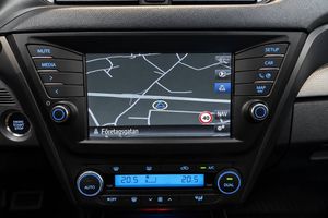 Toyota Avensis bild 15