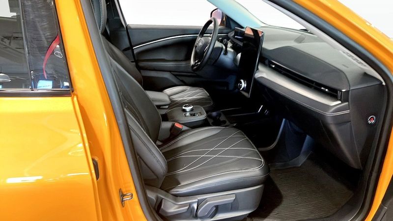 Ford Mustang Mach-E bild 3