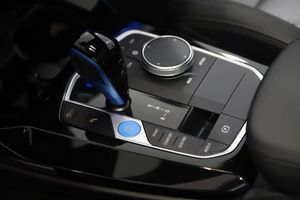 BMW iX3 bild 16
