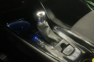 Toyota C-HR bild 13