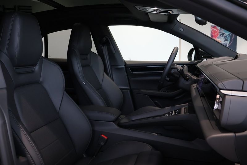 Porsche Macan bild 16