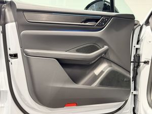 Porsche Macan bild 14