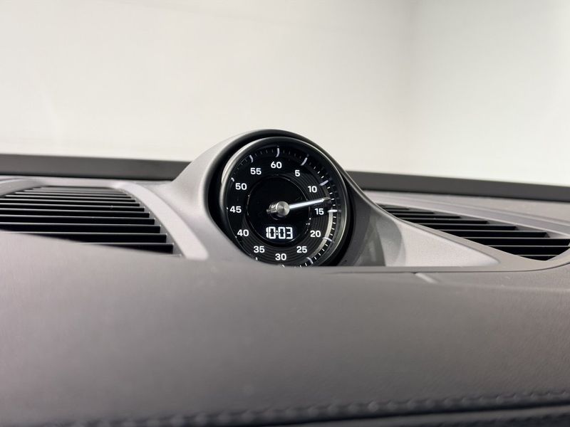 Porsche Macan bild 25
